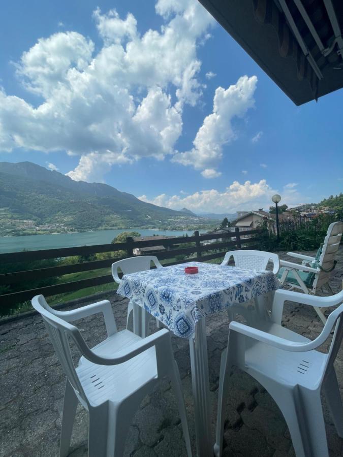 Lake Apartment Ischia Red Tenna ภายนอก รูปภาพ