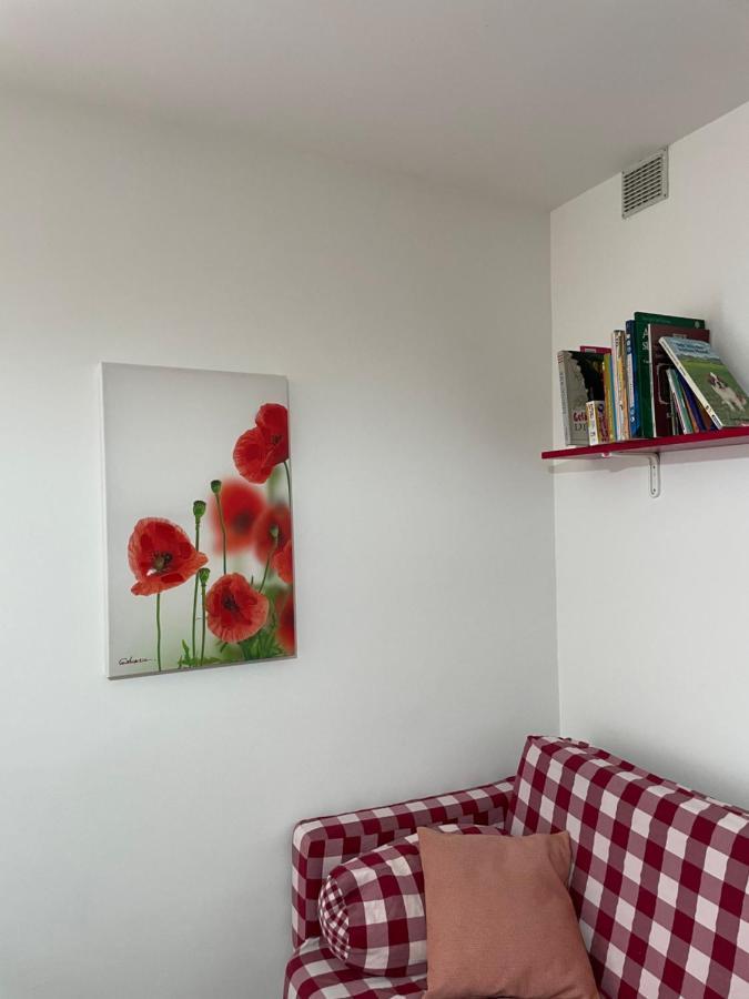 Lake Apartment Ischia Red Tenna ภายนอก รูปภาพ