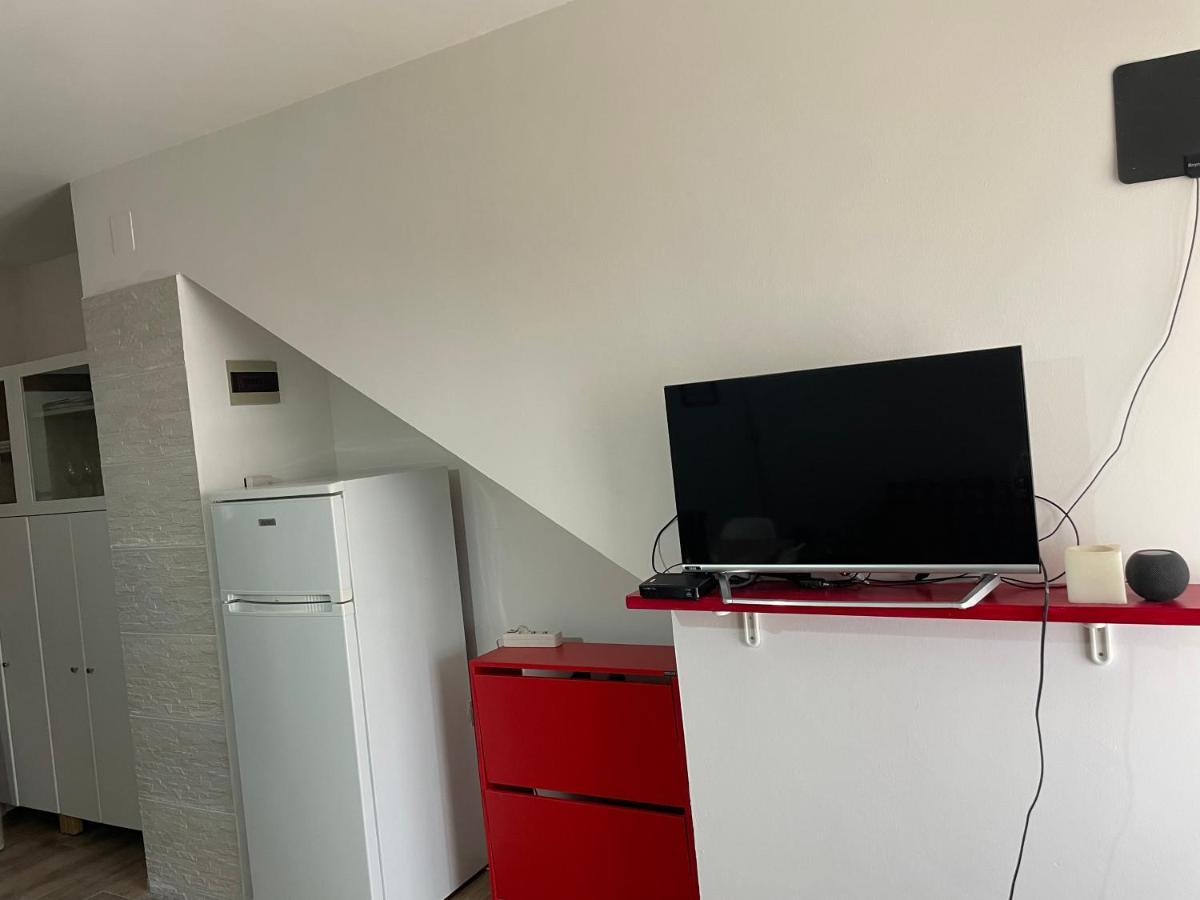 Lake Apartment Ischia Red Tenna ภายนอก รูปภาพ